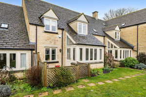 Photo 33- click for photo gallery